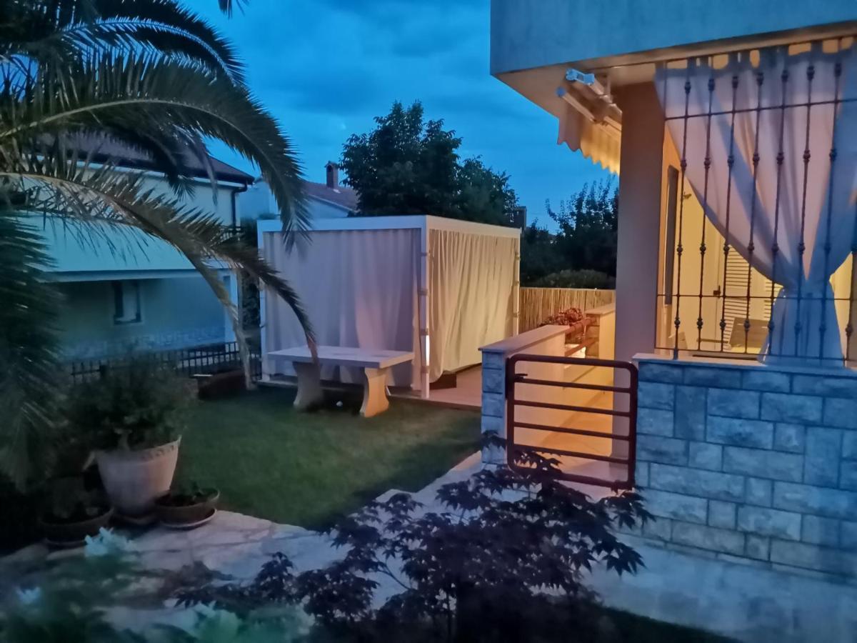 Apartman Hola Novigrad  ภายนอก รูปภาพ