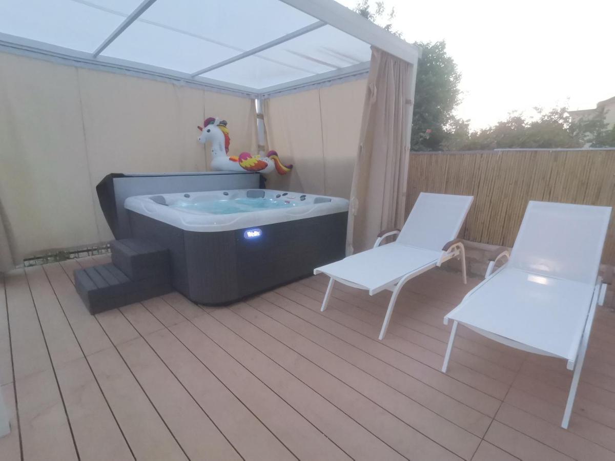 Apartman Hola Novigrad  ภายนอก รูปภาพ