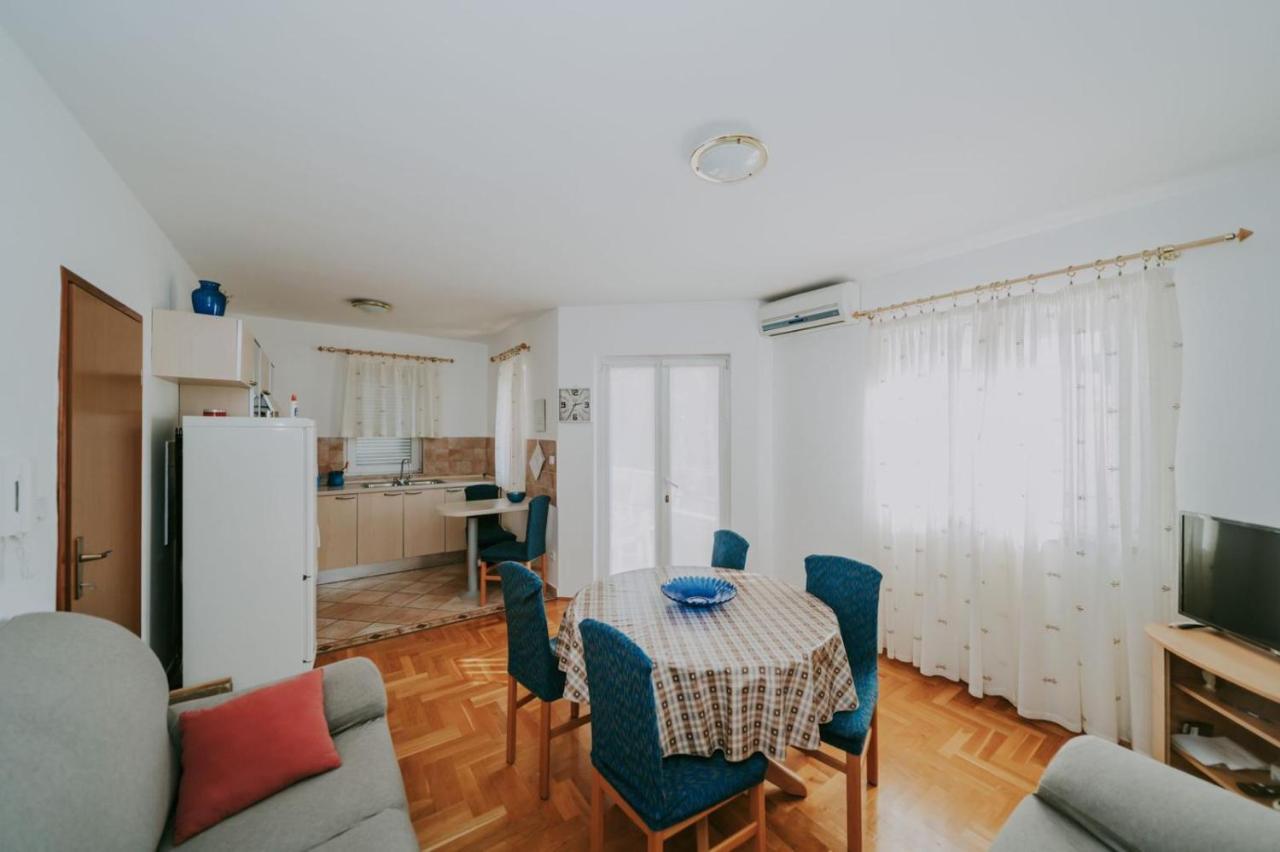 Apartman Hola Novigrad  ภายนอก รูปภาพ